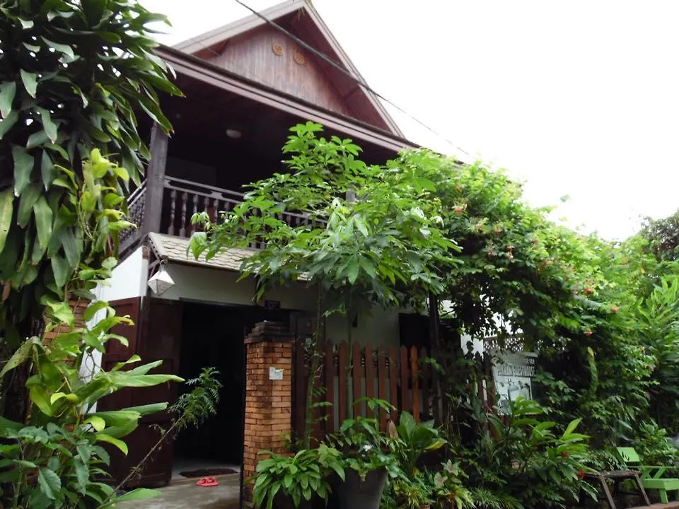 Pakam Guesthouse Luang Prabang 2*,  Laos